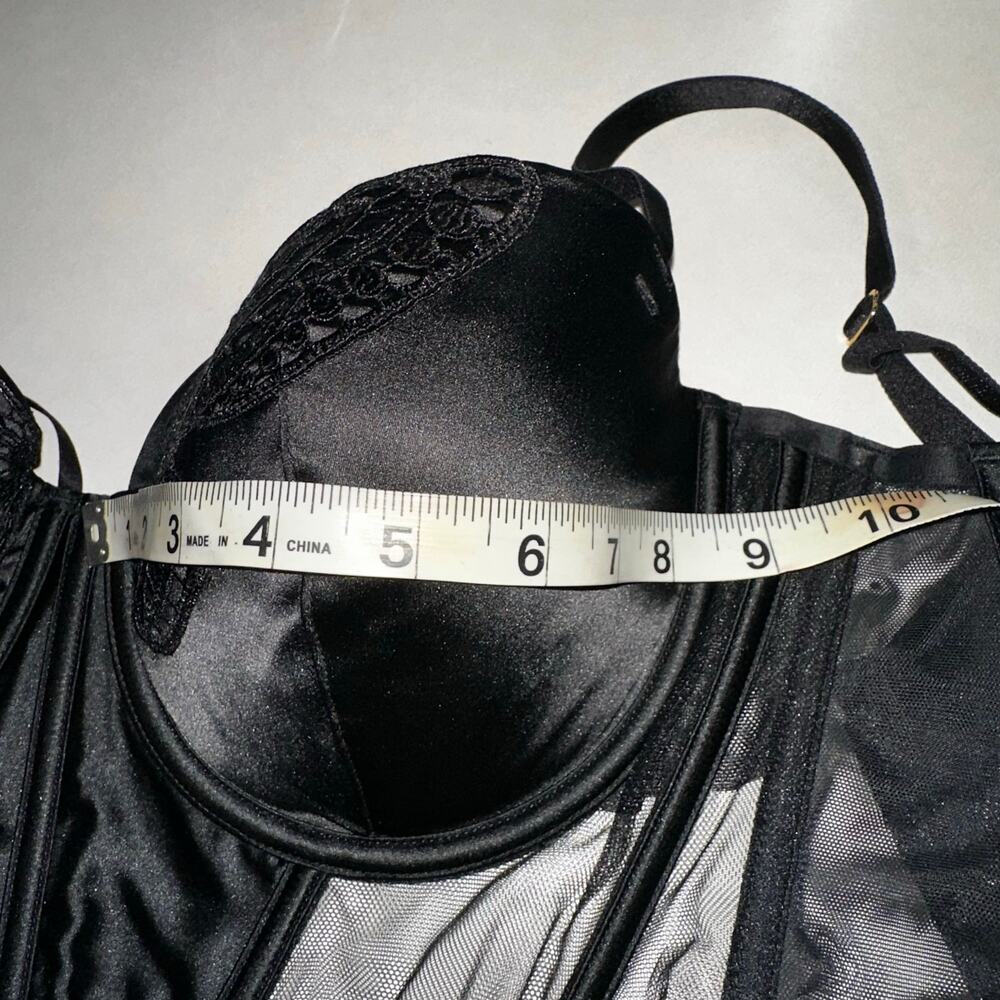 Victoria's Secret corset top - Picture 5 of 6